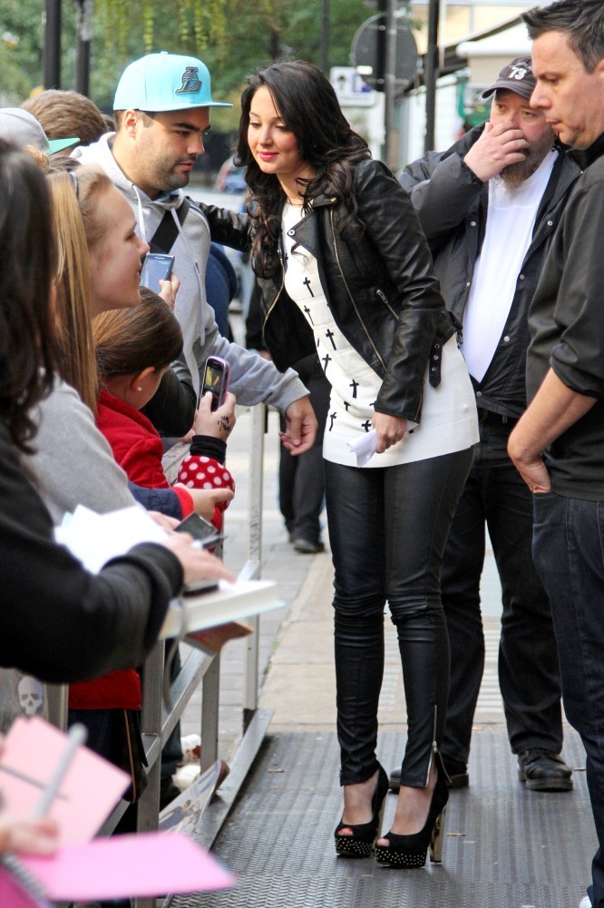Tulisa Contostavlos 30 09 2012 01 k