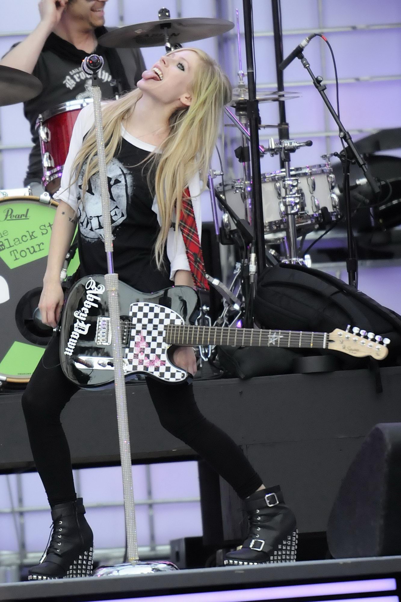 Avril Lavigne Kosty 555 info 0002