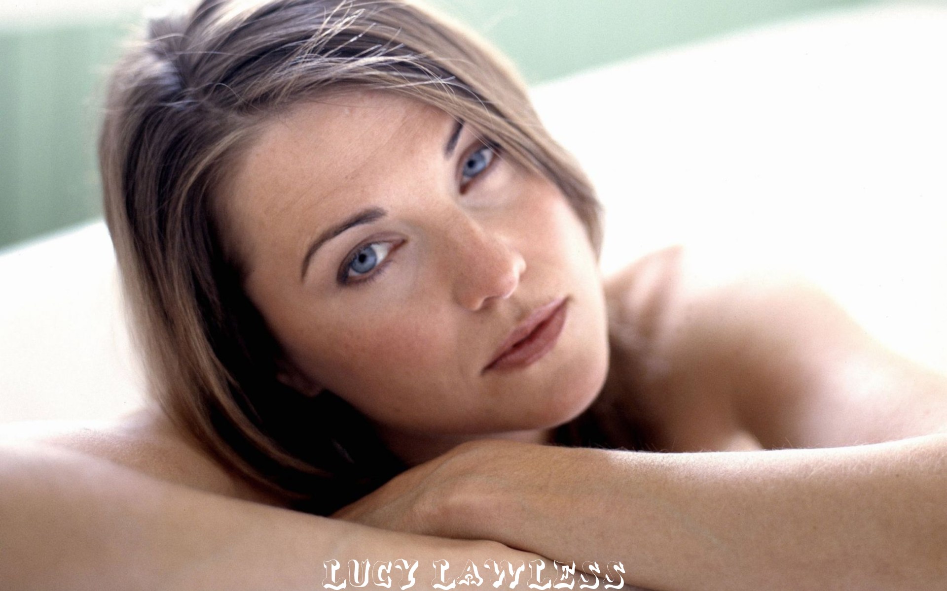 Lucy Lawless