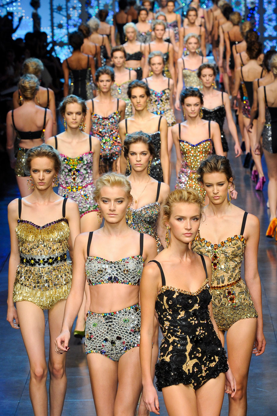 Dolce Gabbana Spring 2012 muo UJi Q 40 q Sx