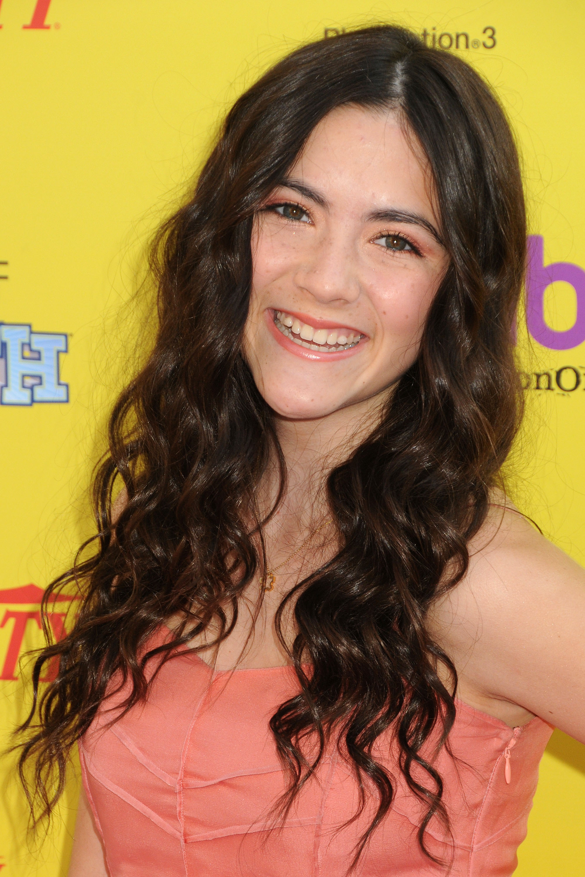 Isabelle Fuhrman 5 th Power Of Youth J 0001 001